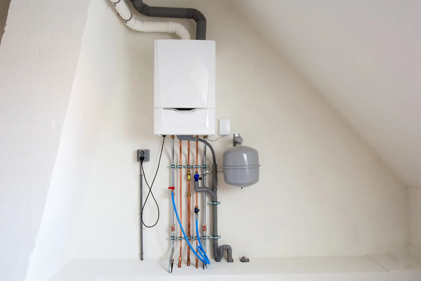 Chaudière gaz à condensation neuve installée après remplacement en Essonne